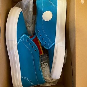 Special Edition Simpsons Blue Chukka Pro